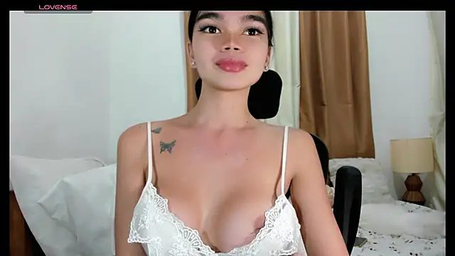 kendall petite18 online show from June 2, 2026, 10:50 am