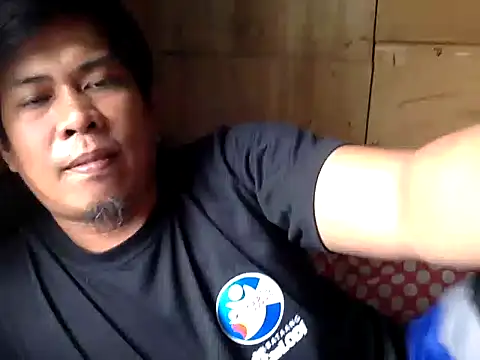 SteveFoxxe online show from October 28, 2025, 12:58 am