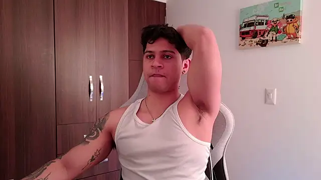 domsantiago  online show from September 20, 2025, 2:51 pm