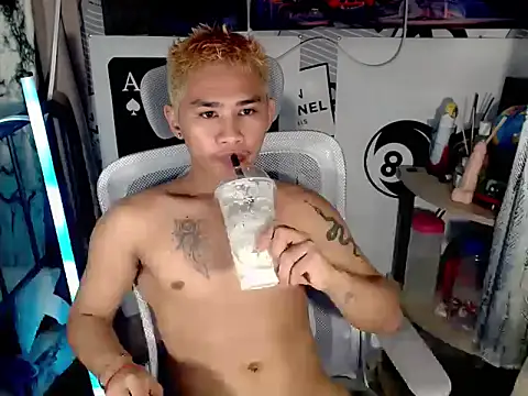 asianhardcock25 online show from March 12, 2026, 11:49 am