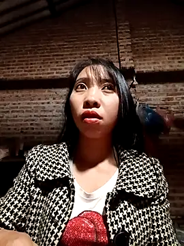 emaame68 online show from October 25, 2025, 2:24 pm