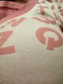 emaame68 online show from December 15, 2025, 1:04 pm