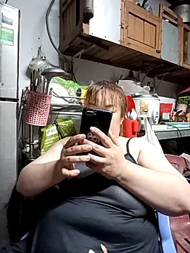 Snapshot of Cindy237st chatting on November 6, 2025, 3:24 pm Cindy237st online show from November 6, 2025, 3:24 pm