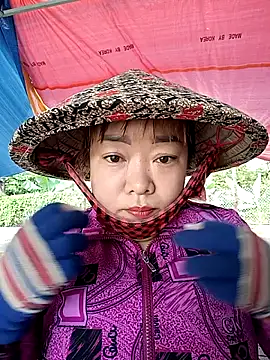 Snapshot of Cindy237st chatting on December 2, 2025, 1:55 am Cindy237st online show from December 2, 2025, 1:55 am