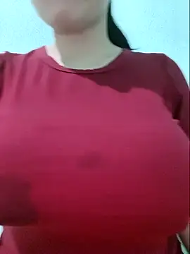 Shiny Babe online show from March 31, 2026, 2:46 am