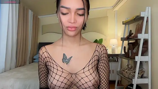  agatha143  online show from April 6, 2026, 2:42 am