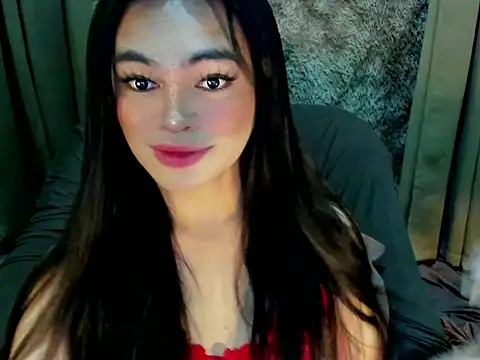 Snapshot of Sweetpeaxx chatting on July 9, 2026, 8:02 pm Sweetpeaxx online show from July 9, 2026, 8:02 pm