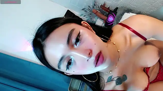 mia holly18 online show from February 10, 2026, 1:26 pm