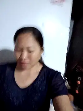 Snapshot of Phiphi135 chatting on April 2, 2026, 2:37 pm Phiphi135 online show from April 2, 2026, 2:37 pm