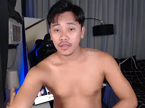 alexsuckable01 online show from May 3, 2026, 7:09 pm