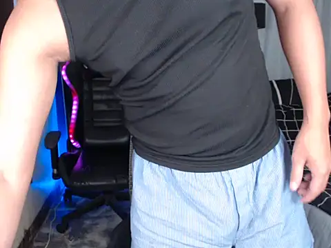 alexsuckable01 online show from May 16, 2026, 1:02 am