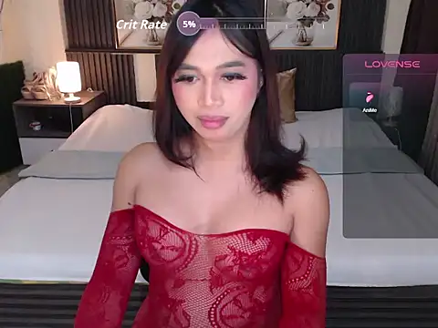 Snapshot of AluxeKristine chatting on September 18, 2025, 2:13 am AluxeKristine online show from September 18, 2025, 2:13 am