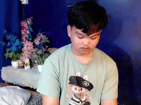 Reynelcock online show from February 26, 2026, 4:55 am