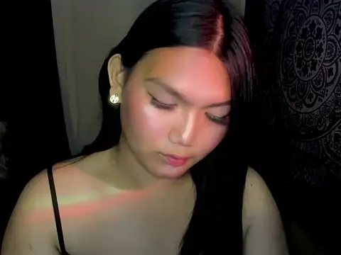 Snapshot of Lou_heart chatting on January 18, 2026, 6:34 pm Lou heart online show from January 18, 2026, 6:34 pm