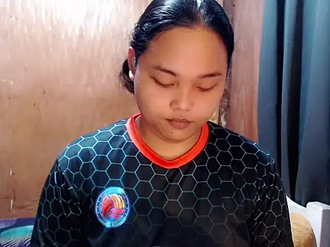  Lylia online show from March 6, 2026, 12:40 am