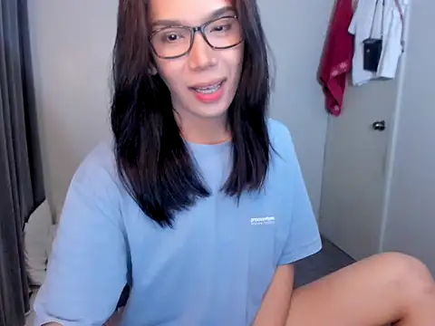 Snapshot of lucyshanex chatting on October 11, 2025, 9:57 pm lucyshanex online show from October 11, 2025, 9:57 pm