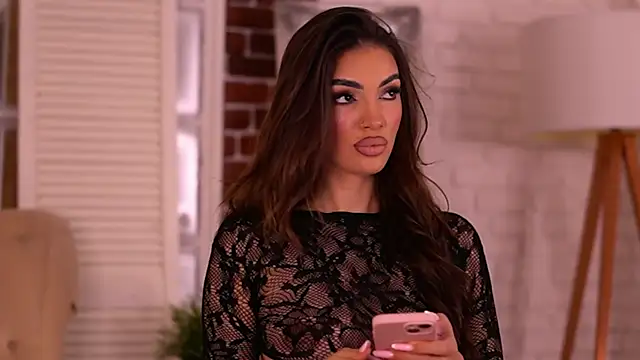 Snapshot of KendalJolly chatting on January 8, 2026, 6:54 pm KendalJolly online show from January 8, 2026, 6:54 pm