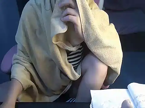 Ori-Yannie online show from November 14, 2025, 6:50 pm