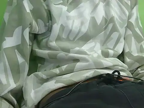 Snapshot of rockyy23boy chatting on January 15, 2026, 8:41 am rockyy23boy online show from January 15, 2026, 8:41 am