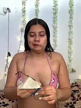 Velma star online show from January 5, 2026, 7:50 pm