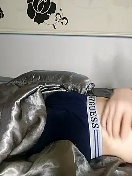 Koreanjjc online show from September 27, 2025, 10:37 pm