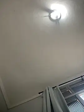 Isabelaa  online show from November 26, 2025, 9:05 pm