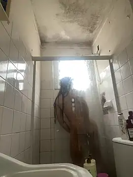 Isabelaa  online show from March 11, 2026, 5:19 pm