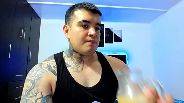 Snapshot of thiago__cp01 chatting on September 25, 2025, 6:17 am thiago cp01 online show from September 25, 2025, 6:17 am