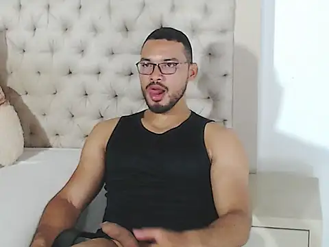 Snapshot of marcusblade chatting on September 18, 2025, 5:09 am marcusblade online show from September 18, 2025, 5:09 am