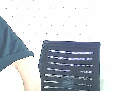 Snapshot of marcusblade chatting on September 30, 2025, 2:27 am marcusblade online show from September 30, 2025, 2:27 am