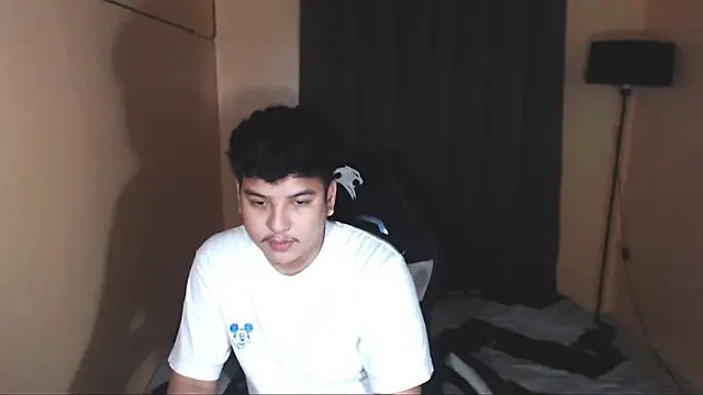 Snapshot of Prince_Killian chatting on September 22, 2025, 8:11 pm Prince Killian online show from September 22, 2025, 8:11 pm