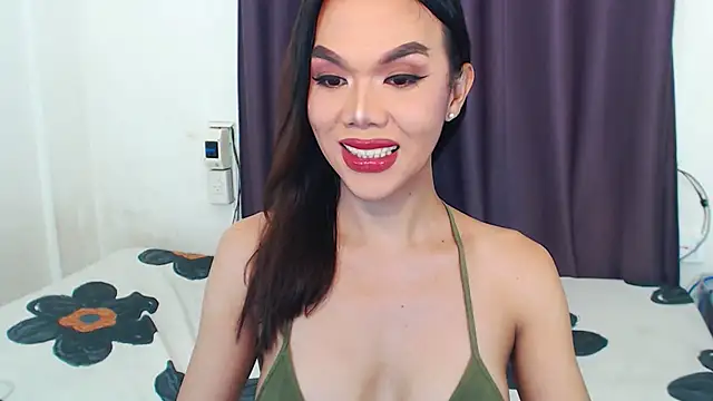 Snapshot of SeductiveCelina chatting on September 24, 2025, 8:17 am SeductiveCelina online show from September 24, 2025, 8:17 am