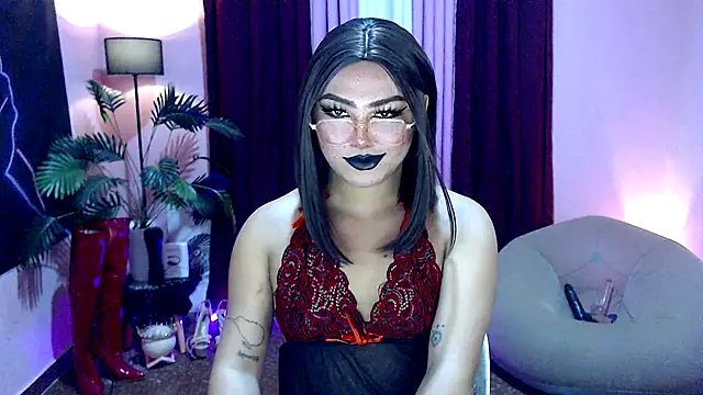 Unique Maya online show from September 25, 2025, 3:16 pm