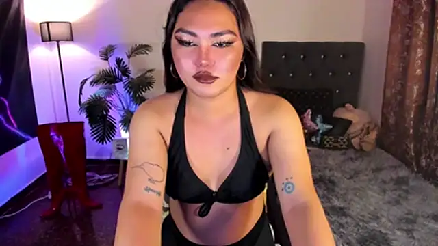 Snapshot of Unique_Maya chatting on June 4, 2026, 7:58 am Unique Maya online show from June 4, 2026, 7:58 am