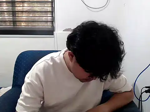 Snapshot of tastylicious_John19 chatting on October 3, 2025, 11:13 pm tastylicious John19 online show from October 3, 2025, 11:13 pm