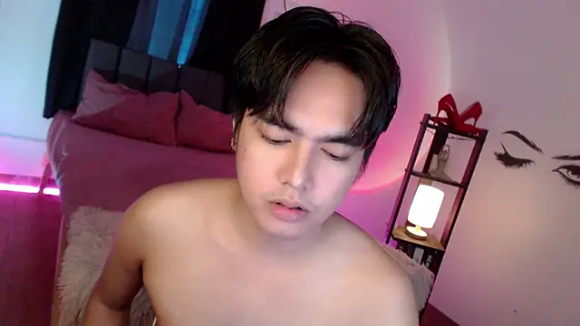 Snapshot of JakeXolsen chatting on October 9, 2025, 11:03 pm JakeXolsen online show from October 9, 2025, 11:03 pm