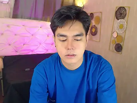 Snapshot of JakeXolsen chatting on November 11, 2025, 7:47 pm JakeXolsen online show from November 11, 2025, 7:47 pm