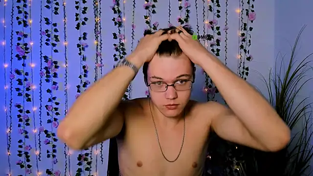 lucas long  online show from September 17, 2025, 5:20 am