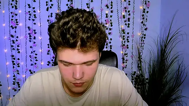 lucas long  online show from September 21, 2025, 7:04 pm