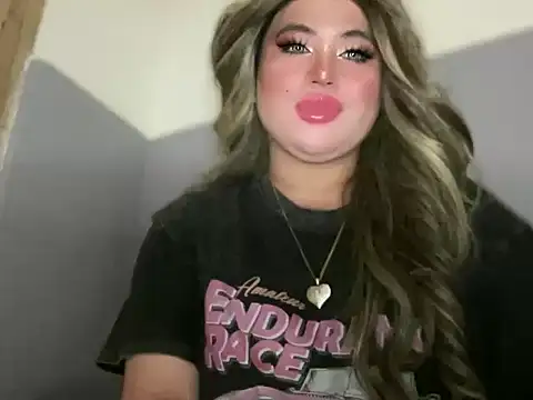 Naughtyrosecum online show from November 8, 2025, 3:12 pm