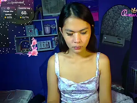 urgirljane online show from June 18, 2026, 12:22 am
