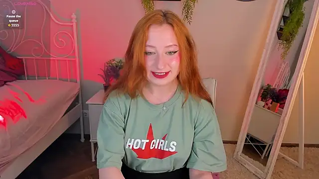 Violet Griffen online show from June 3, 2026, 3:39 pm