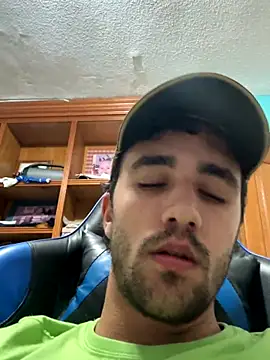 aavrdvh33 online show from November 21, 2025, 11:36 pm