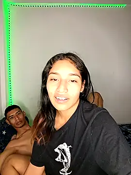 Snapshot of Sharlotte_Watts chatting on September 20, 2025, 2:34 am Sharlotte Watts online show from September 20, 2025, 2:34 am