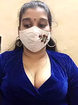 amelia-rani online show from April 18, 2026, 8:09 pm