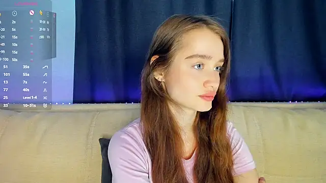 lovelyalivia online show from April 28, 2026, 12:43 pm
