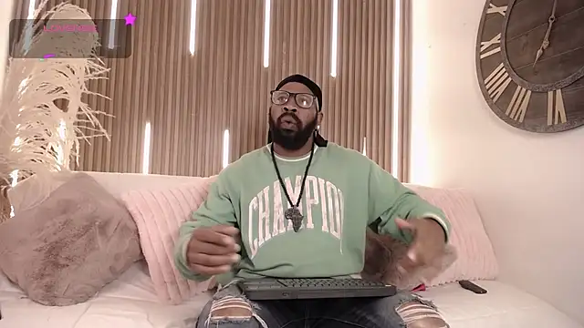 King Malik online show from September 18, 2025, 1:02 pm