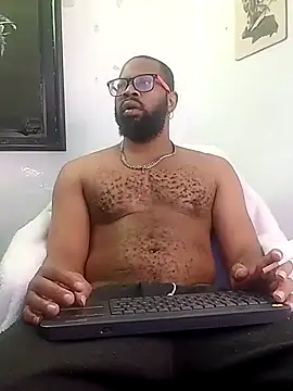 Snapshot of King_Malik chatting on February 6, 2026, 3:37 pm King Malik online show from February 6, 2026, 3:37 pm