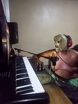 Snapshot of OnlyMoneyIwanT chatting on February 24, 2026, 11:03 pm OnlyMoneyIwanT online show from February 24, 2026, 11:03 pm