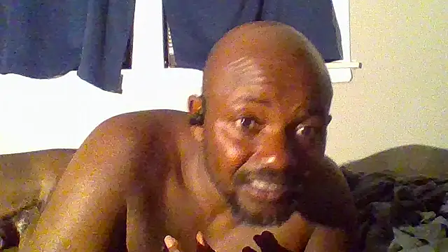Snapshot of JezOne555 chatting on April 3, 2026, 3:37 am JezOne555 online show from April 3, 2026, 3:37 am